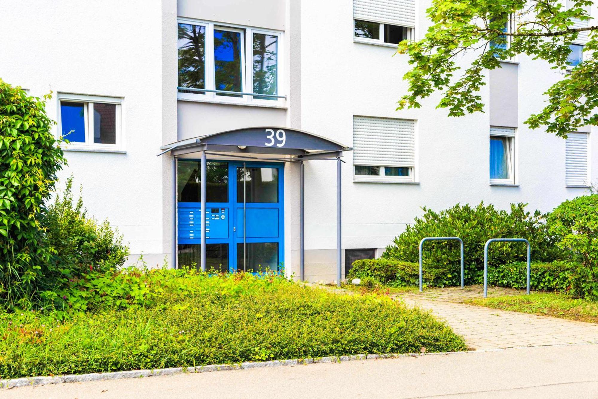 Relax Apartment Black & White Friedrichshafen Exterior photo